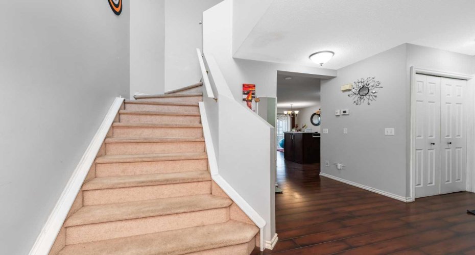 93 Saddleback Road, Calgary, Alberta T3J4K5, 3 Bedrooms Bedrooms, ,3 BathroomsBathrooms,Residential,For Sale,Saddleback,A2317260