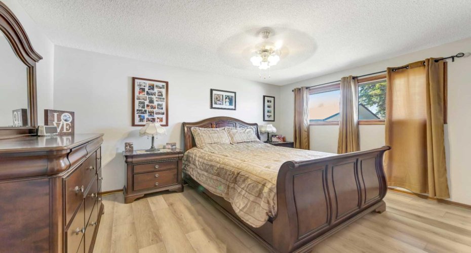 4704 37 Street, Lloydminster, Saskatchewan S9V 0A5, 4 Bedrooms Bedrooms, ,3 BathroomsBathrooms,Residential,For Sale,37,A2317489