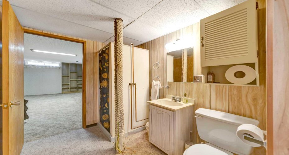 4704 37 Street, Lloydminster, Saskatchewan S9V 0A5, 4 Bedrooms Bedrooms, ,3 BathroomsBathrooms,Residential,For Sale,37,A2317489