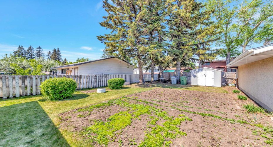 4704 37 Street, Lloydminster, Saskatchewan S9V 0A5, 4 Bedrooms Bedrooms, ,3 BathroomsBathrooms,Residential,For Sale,37,A2317489