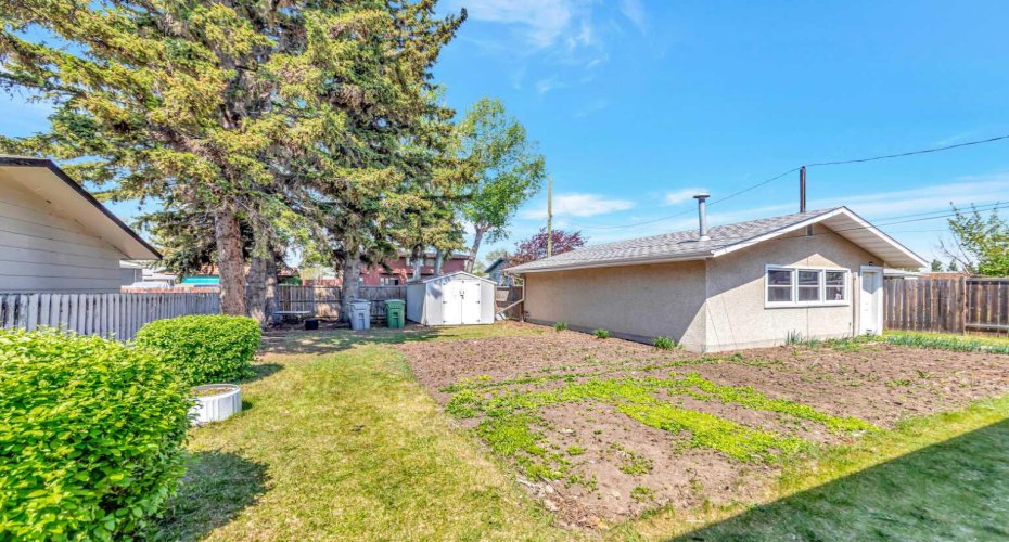 4704 37 Street, Lloydminster, Saskatchewan S9V 0A5, 4 Bedrooms Bedrooms, ,3 BathroomsBathrooms,Residential,For Sale,37,A2317489