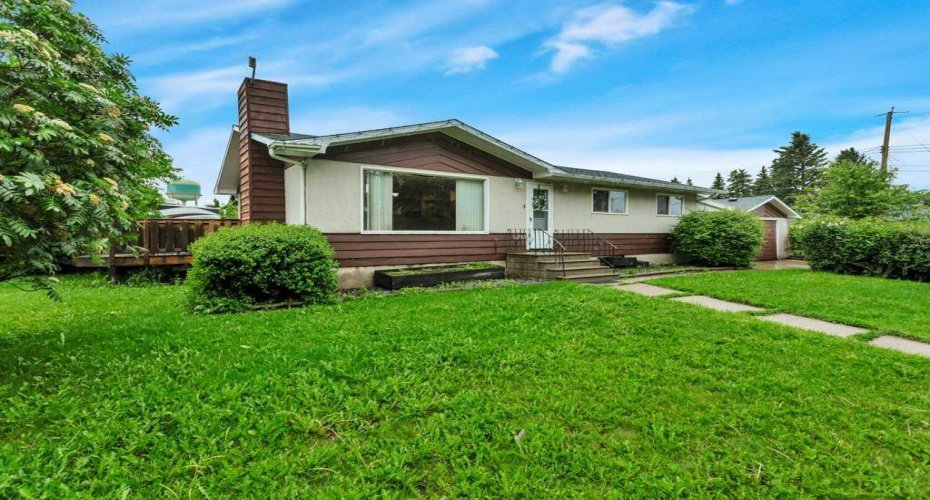 5203 56 Avenue, Rimbey, Alberta T0C 2J0, 3 Bedrooms Bedrooms, ,3 BathroomsBathrooms,Residential,For Sale,56,A2317776