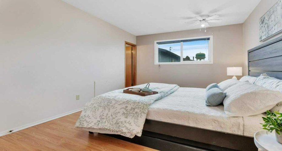 5203 56 Avenue, Rimbey, Alberta T0C 2J0, 3 Bedrooms Bedrooms, ,3 BathroomsBathrooms,Residential,For Sale,56,A2317776