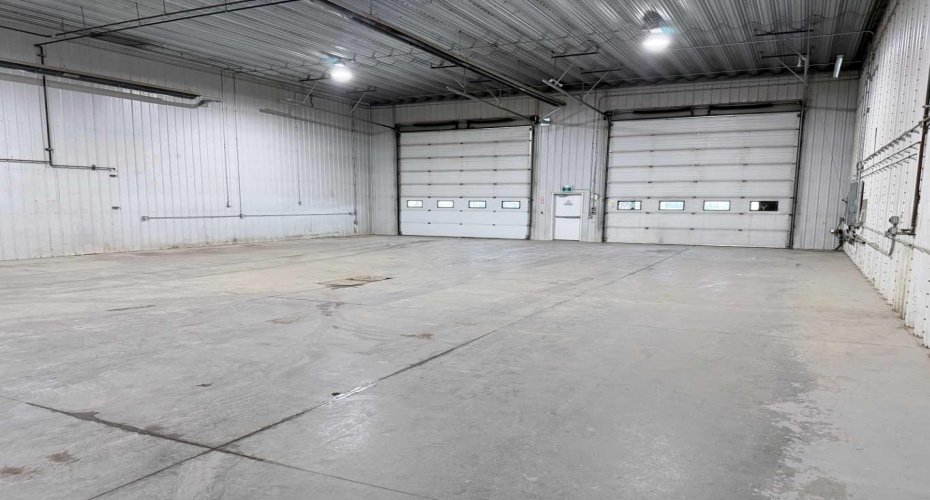 10946 89 Avenue, Grande Prairie, Alberta T8V 4W4, ,Commercial,For Lease,89,A2318037
