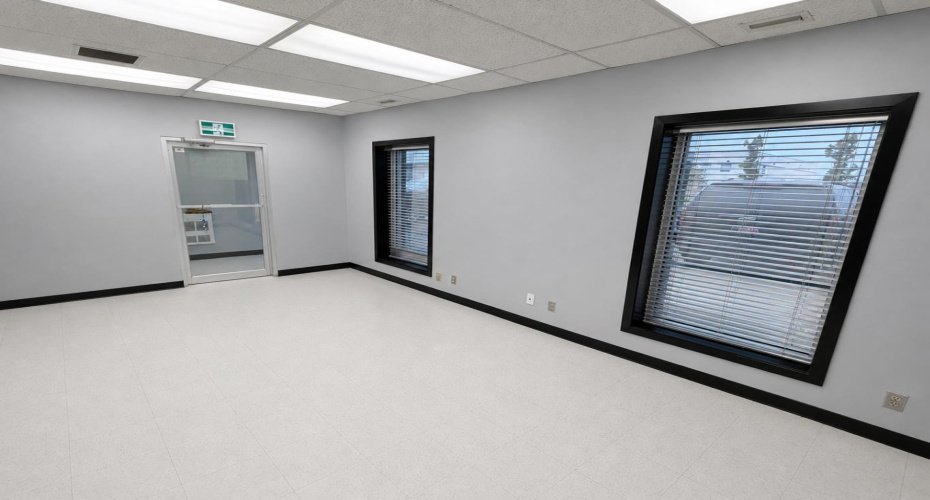 10946 89 Avenue, Grande Prairie, Alberta T8V 4W4, ,Commercial,For Lease,89,A2318037