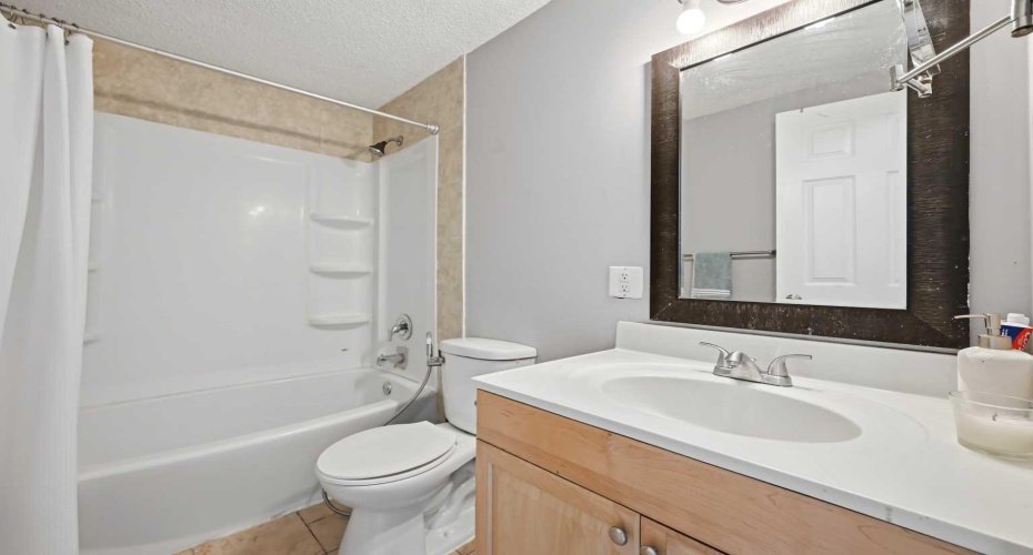 1155 Falconridge Drive, Calgary, Alberta T3J 1E1, 3 Bedrooms Bedrooms, ,2 BathroomsBathrooms,Residential,For Sale,Falconridge,A2318172