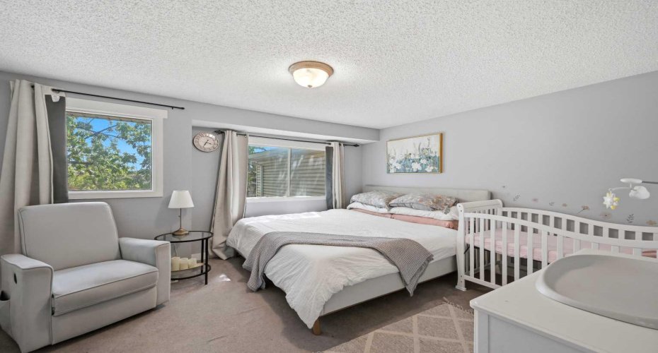 1155 Falconridge Drive, Calgary, Alberta T3J 1E1, 3 Bedrooms Bedrooms, ,2 BathroomsBathrooms,Residential,For Sale,Falconridge,A2318172