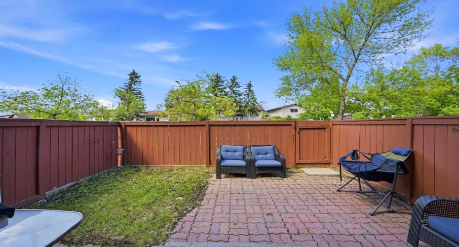 1155 Falconridge Drive, Calgary, Alberta T3J 1E1, 3 Bedrooms Bedrooms, ,2 BathroomsBathrooms,Residential,For Sale,Falconridge,A2318172