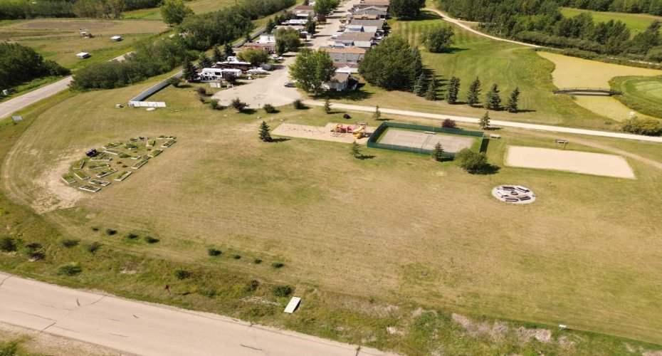 25054 South Pine Lake Road, Rural Red Deer County, Alberta T0M1R0, ,Land,For Sale,South Pine Lake,A2318282