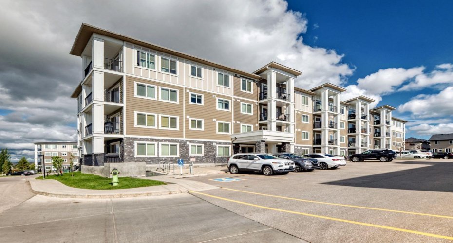 450 Sage Valley Drive, Calgary, Alberta T3E 0V6, 2 Bedrooms Bedrooms, ,2 BathroomsBathrooms,Residential,For Sale,Sage Valley,A2319309