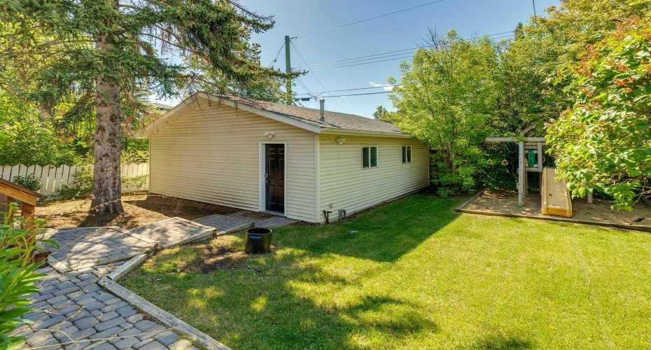 3607 Kilkenny Road, Calgary, Alberta T3E 4R7, 4 Bedrooms Bedrooms, ,2 BathroomsBathrooms,Residential,For Sale,Kilkenny,A2319330