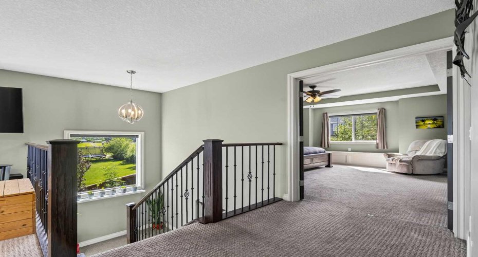 193 Kinniburgh Way, Chestermere, Alberta T1X 0R8, 5 Bedrooms Bedrooms, ,4 BathroomsBathrooms,Residential,For Sale,Kinniburgh,A2321879