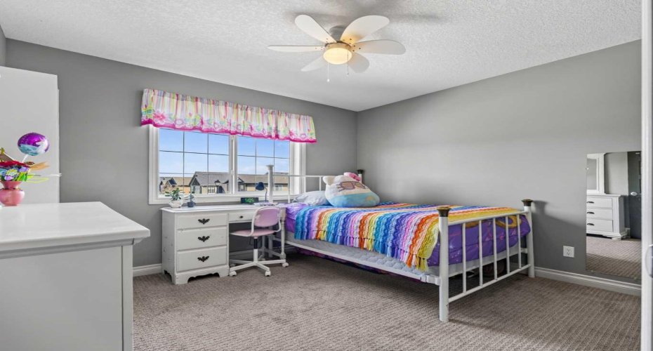 193 Kinniburgh Way, Chestermere, Alberta T1X 0R8, 5 Bedrooms Bedrooms, ,4 BathroomsBathrooms,Residential,For Sale,Kinniburgh,A2321879