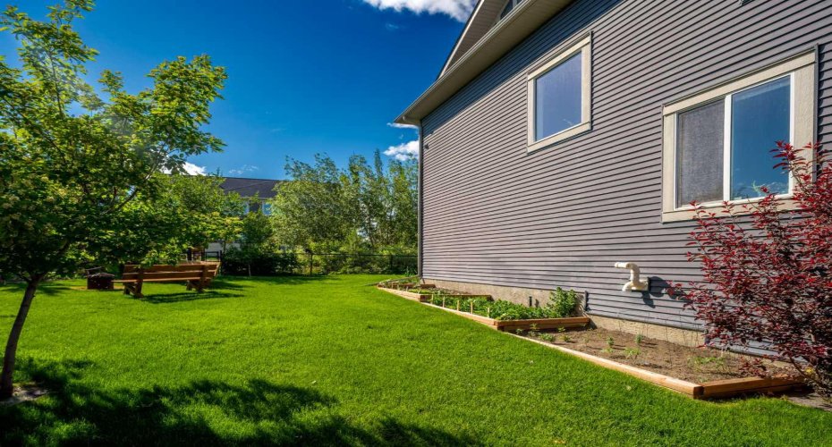 193 Kinniburgh Way, Chestermere, Alberta T1X 0R8, 5 Bedrooms Bedrooms, ,4 BathroomsBathrooms,Residential,For Sale,Kinniburgh,A2321879