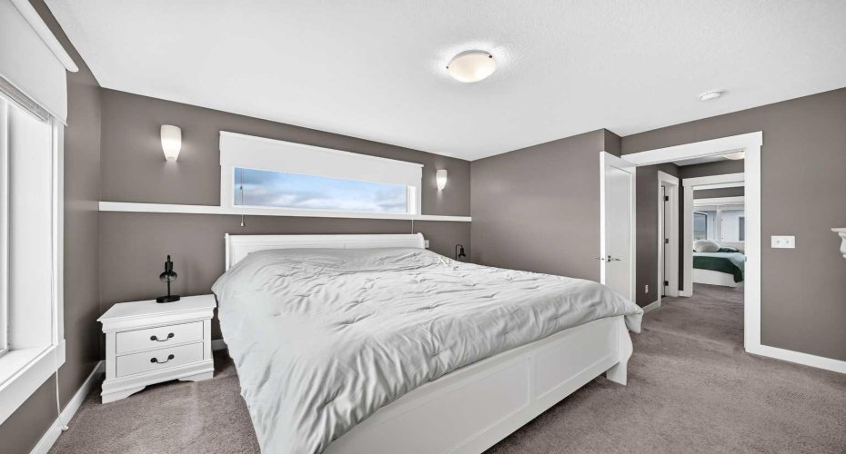 111 Rainbow Falls Gate, Chestermere, Alberta T1X 0Z5, 3 Bedrooms Bedrooms, ,3 BathroomsBathrooms,Residential,For Sale,Rainbow Falls,A2323260