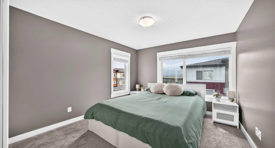 111 Rainbow Falls Gate, Chestermere, Alberta T1X 0Z5, 3 Bedrooms Bedrooms, ,3 BathroomsBathrooms,Residential,For Sale,Rainbow Falls,A2323260