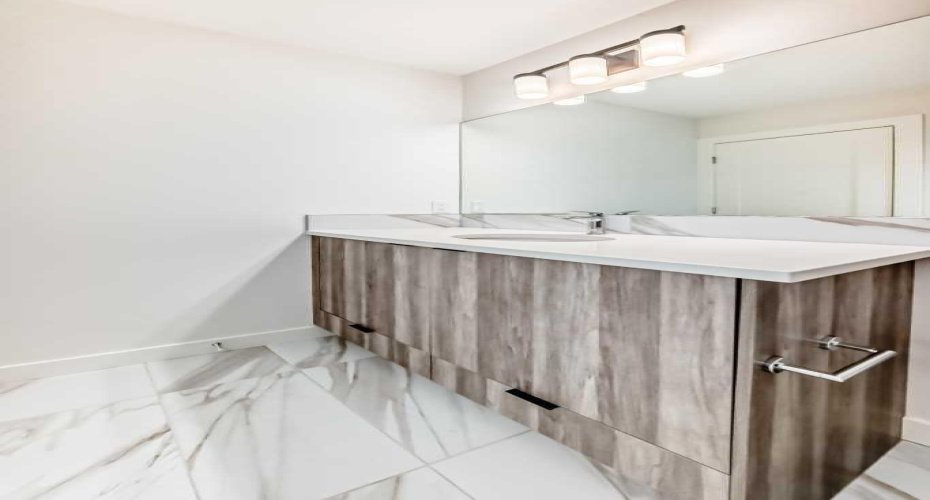 Master Ensuite