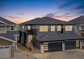 446 Kinniburgh Loop, Chestermere, Alberta T1X 3C4, 4 Bedrooms Bedrooms, ,3 BathroomsBathrooms,Residential,For Sale,Kinniburgh,A2323351