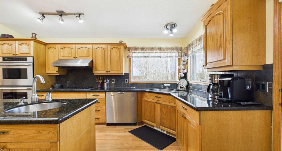 535 Cimarron Point, Okotoks, Alberta T1S 1S6, 5 Bedrooms Bedrooms, ,3 BathroomsBathrooms,Residential,For Sale,Cimarron,A2323626