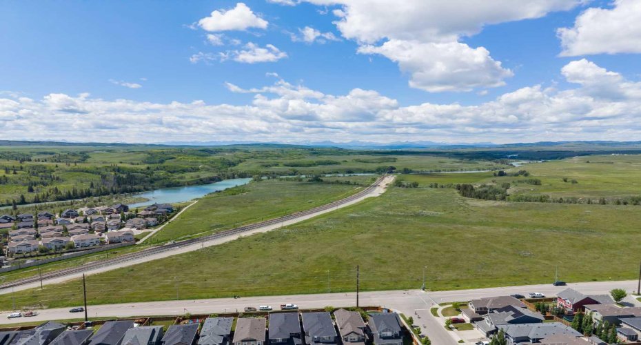 120 Paint Horse Drive, Cochrane, Alberta T4C 0X1, 3 Bedrooms Bedrooms, ,3 BathroomsBathrooms,Residential,For Sale,Paint Horse,A2323738