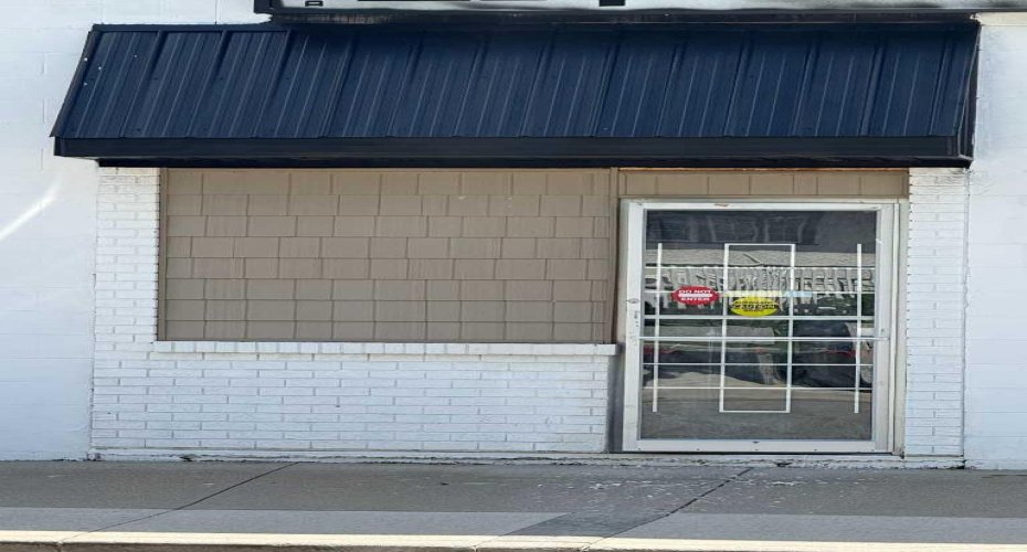 215 2 Avenue, Strathmore, Alberta T1P1M4, ,Commercial,For Lease,2,A2323759