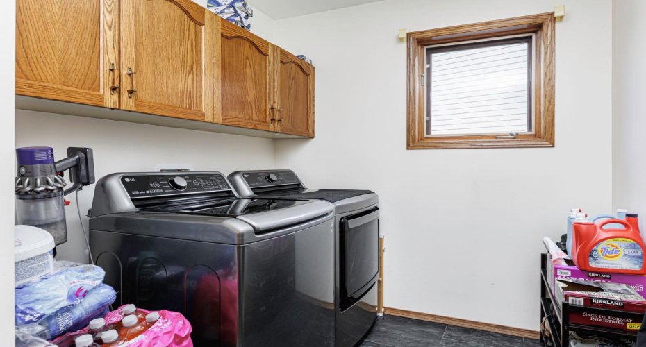 78 Dunning Crescent, Red Deer, Alberta T4R2G3, 3 Bedrooms Bedrooms, ,4 BathroomsBathrooms,Residential,For Sale,Dunning,A2323788