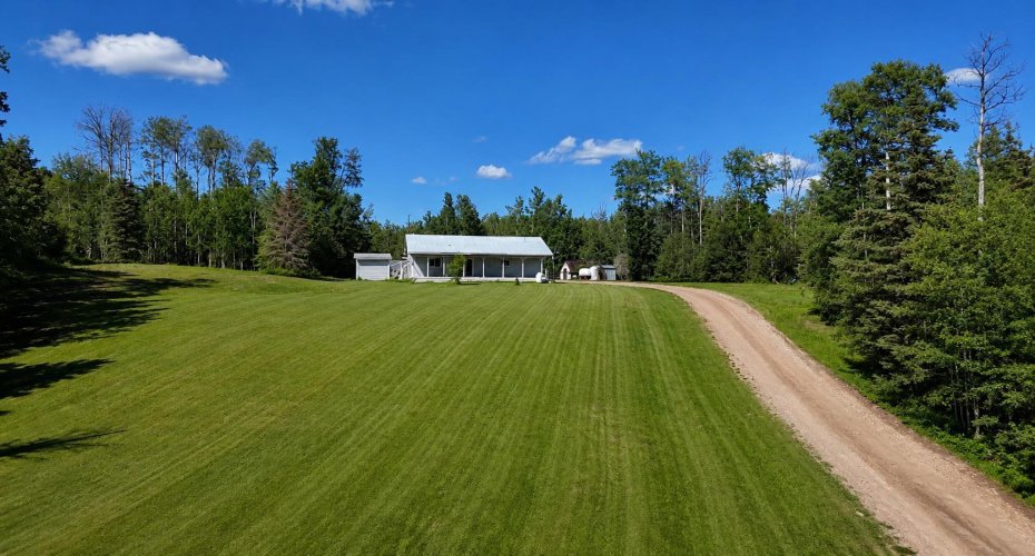 745067 55 Range, Rural Grande Prairie No. 1, County of, Alberta T0H3C0, 3 Bedrooms Bedrooms, ,1 BathroomBathrooms,Residential,For Sale,55,A2323803