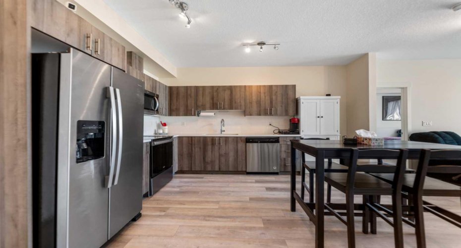 15 Sage Meadows Landing, Calgary, Alberta T3P 1E5, 2 Bedrooms Bedrooms, ,2 BathroomsBathrooms,Residential,For Sale,Sage Meadows,A2323813