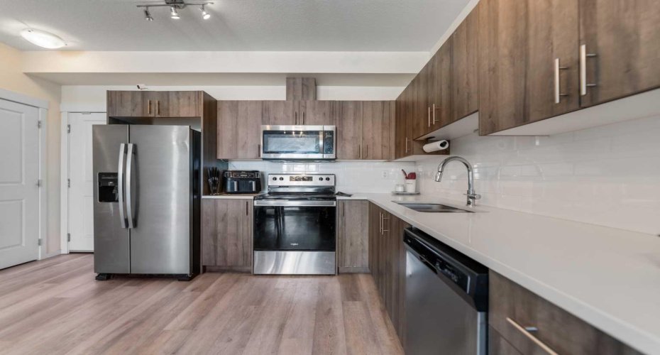 15 Sage Meadows Landing, Calgary, Alberta T3P 1E5, 2 Bedrooms Bedrooms, ,2 BathroomsBathrooms,Residential,For Sale,Sage Meadows,A2323813