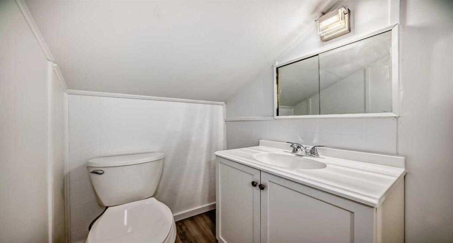 Loft Powder room