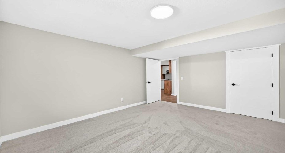 704 Malvern Drive, Calgary, Alberta T2A 6B7, 5 Bedrooms Bedrooms, ,3 BathroomsBathrooms,Residential,For Sale,Malvern,A2323830
