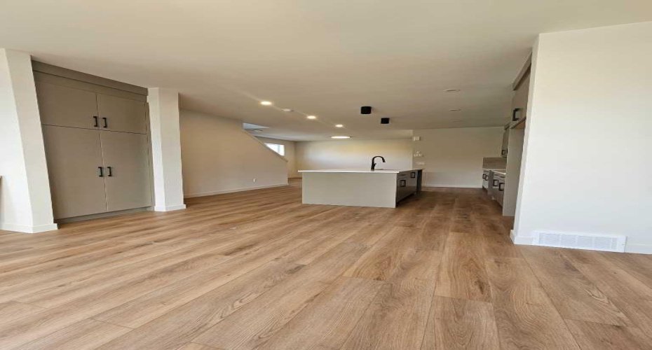 3203 14 Avenue, Calgary, Alberta t3c0w7, 3 Bedrooms Bedrooms, ,Rental,14,A2323841
