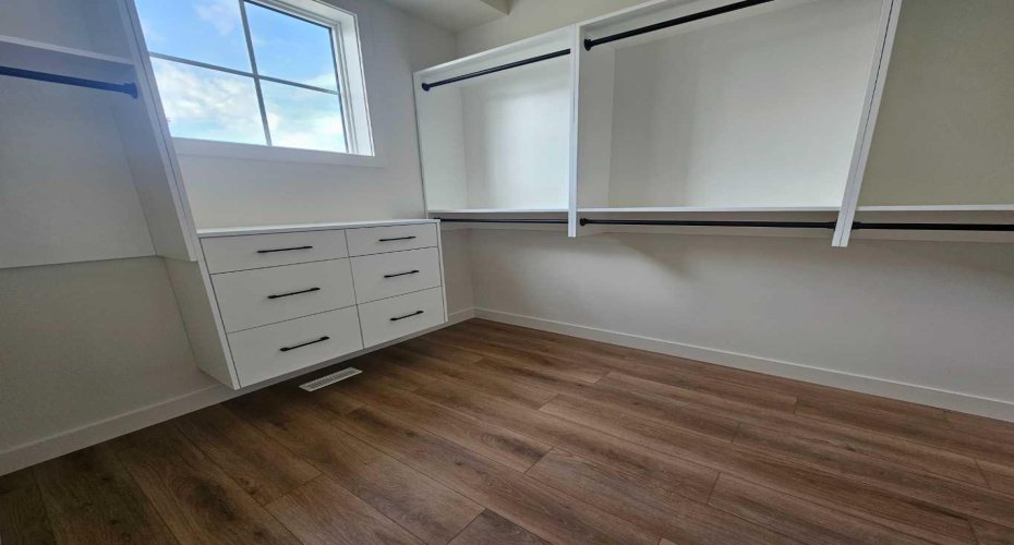 3203 14 Avenue, Calgary, Alberta t3c0w7, 3 Bedrooms Bedrooms, ,Rental,14,A2323841