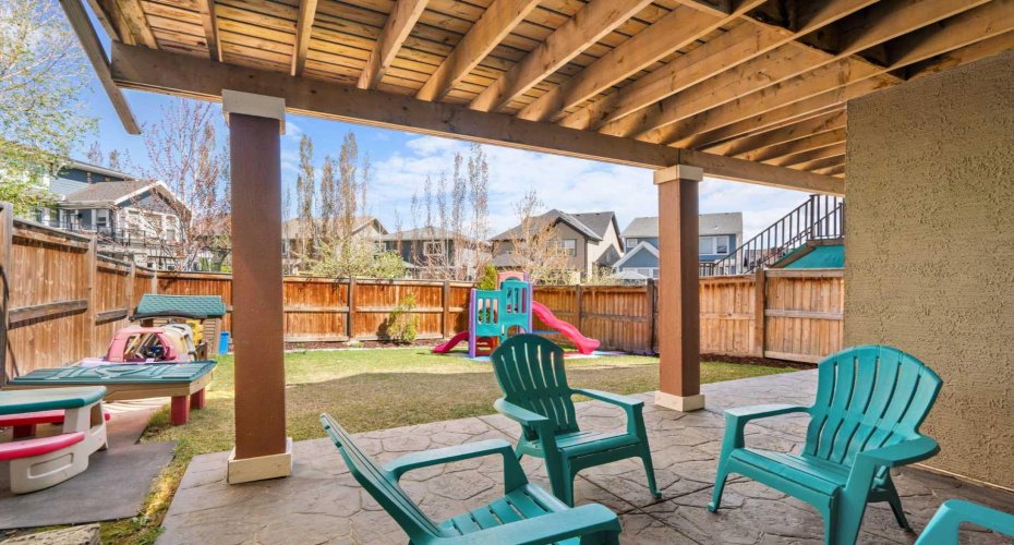 134 Masters Point, Calgary, Alberta T3M 2B5, 5 Bedrooms Bedrooms, ,4 BathroomsBathrooms,Residential,For Sale,Masters,A2323846