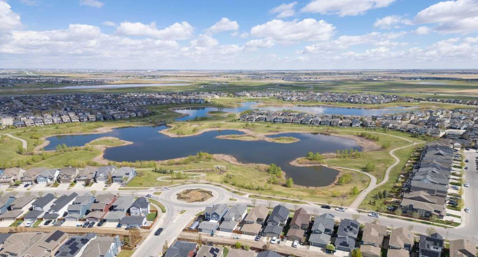 134 Masters Point, Calgary, Alberta T3M 2B5, 5 Bedrooms Bedrooms, ,4 BathroomsBathrooms,Residential,For Sale,Masters,A2323846