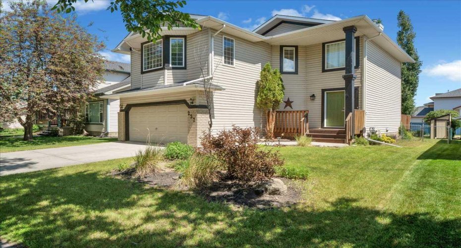252 Woodhaven Drive, Okotoks, Alberta T1S 1S8, 3 Bedrooms Bedrooms, ,3 BathroomsBathrooms,Residential,For Sale,Woodhaven,A2323909