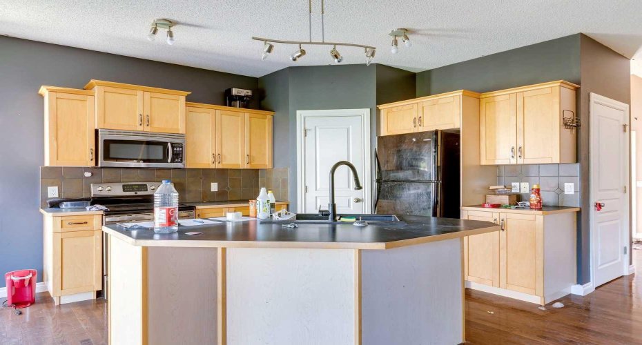 56 Crystal Shores Place, Okotoks, Alberta T1S 2G3, 3 Bedrooms Bedrooms, ,3 BathroomsBathrooms,Residential,For Sale,Crystal Shores,A2306869