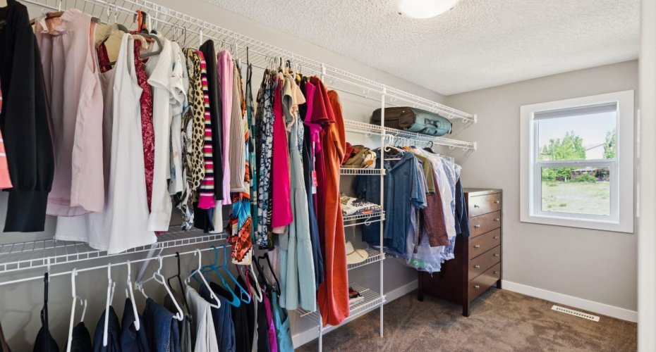Walk-in closet