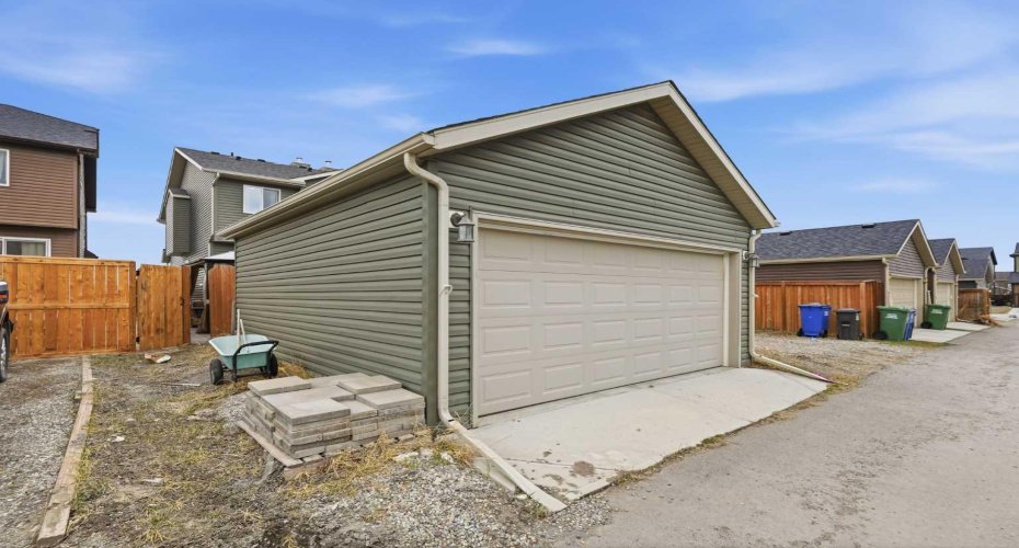 225 Fireside Drive, Cochrane, Alberta T4C 2L4, 3 Bedrooms Bedrooms, ,3 BathroomsBathrooms,Residential,For Sale,Fireside,A2323609