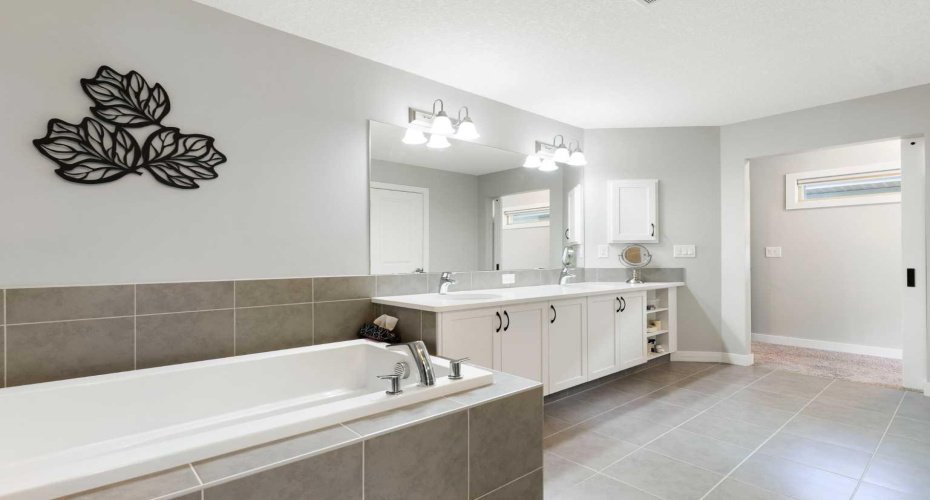 Primary Bedroom Ensuite