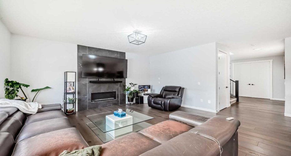 2 Chelsea Bay, Chestermere, Alberta T1x 1Z3, 4 Bedrooms Bedrooms, ,4 BathroomsBathrooms,Residential,For Sale,Chelsea,A2324111