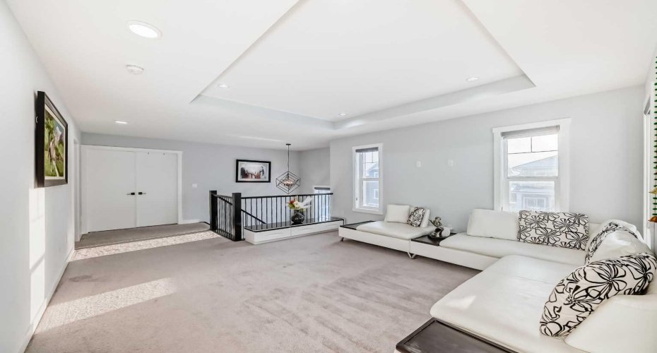 2 Chelsea Bay, Chestermere, Alberta T1x 1Z3, 4 Bedrooms Bedrooms, ,4 BathroomsBathrooms,Residential,For Sale,Chelsea,A2324111