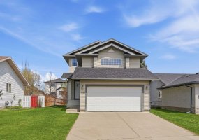 1702 Riverside Drive, High River, Alberta T1V1W9, 3 Bedroom Bedrooms, 0 ,3 BathroomBathrooms,Residential,For Sale,Riverside,0,A2324182