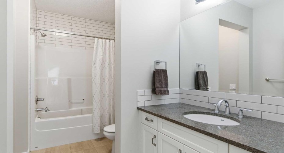 134 Cranbrook Circle, Calgary, Alberta T3M 2L9, 4 Bedrooms Bedrooms, ,3 BathroomsBathrooms,Residential,For Sale,Cranbrook,A2324258