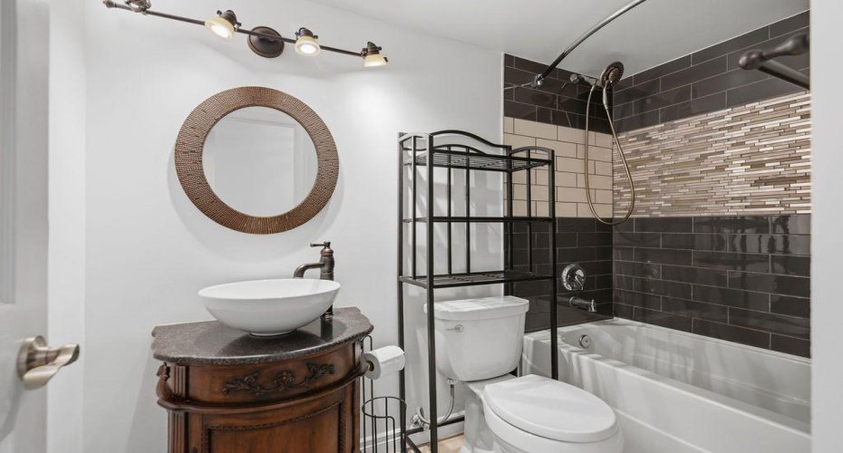 3 piece renovated ensuite