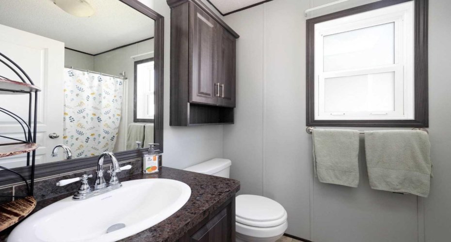 Ensuite bath