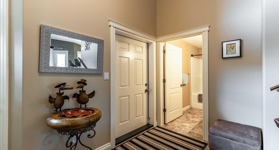 604 Vista Drive, Medicine Hat, Alberta T1B 0N1, 3 Bedrooms Bedrooms, ,3 BathroomsBathrooms,Residential,For Sale,Vista,A2324284