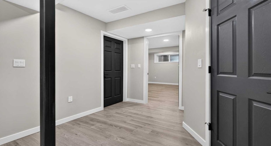 235 Evanscrest Way, Calgary, Alberta T3G 0A7, 4 Bedrooms Bedrooms, ,3 BathroomsBathrooms,Residential,For Sale,Evanscrest,A2324307