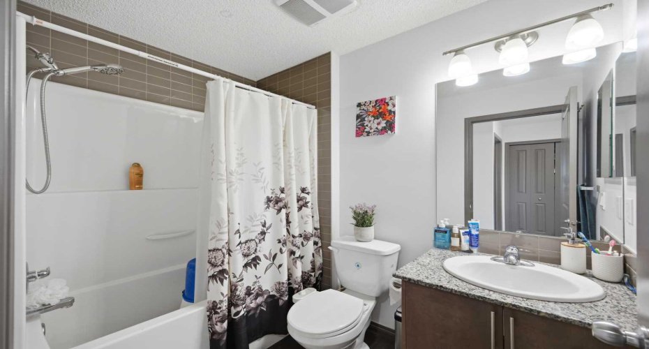 19 Skyview Point Road, Calgary, Alberta T3N0G9, 5 Bedrooms Bedrooms, ,4 BathroomsBathrooms,Residential,For Sale,Skyview Point,A2324310