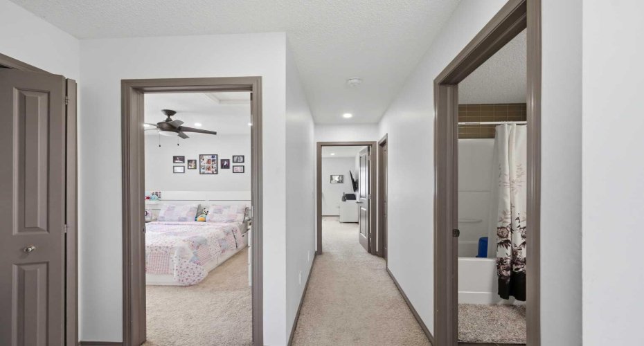 19 Skyview Point Road, Calgary, Alberta T3N0G9, 5 Bedrooms Bedrooms, ,4 BathroomsBathrooms,Residential,For Sale,Skyview Point,A2324310